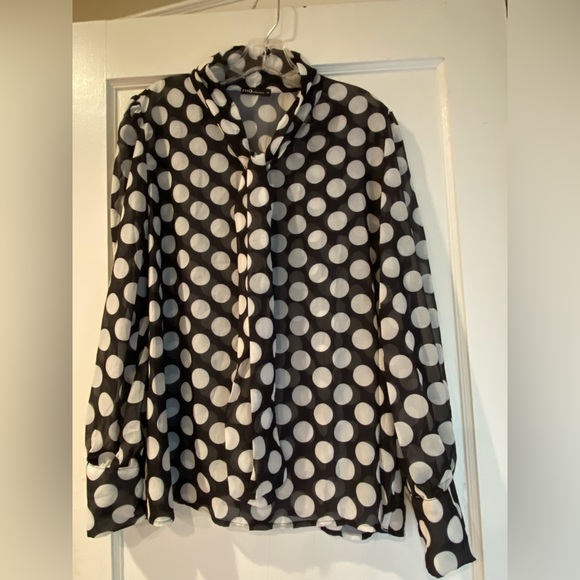 FHQ collection black-white dotted long sleeve shirt. Size XL. Like new! - Picture 1 of 7